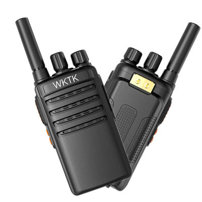 Walkie Talkie digitale DMR professionale con GPS APRS 5W RF Power e 20km Talk Range