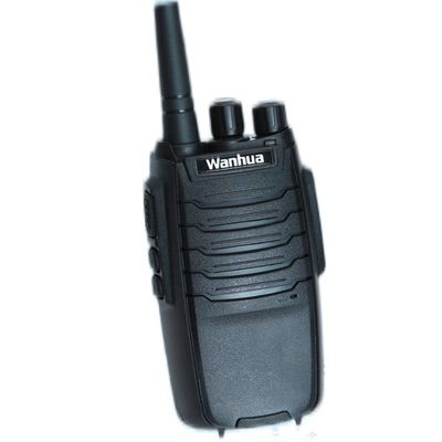 Radio portatile UHF/VHF a due vie di alta potenza 5W Walkie Talkie Manufacture