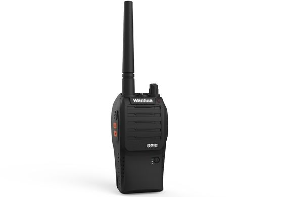 Radio a doppia banda impermeabile con impedenza dell'antenna di 50Ω e capacità della batteria di 3800mAh