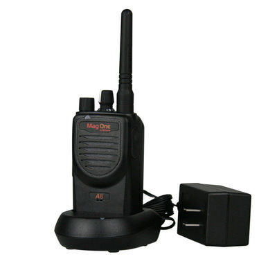 Radio a due vie portatile da 5W a 50 km di autonomia 1200mAh Batteria UHF/VHF 450-470MHz/136-150MHz