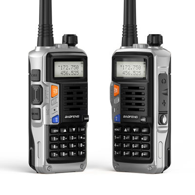 Radio portatile a 8 Watt con batteria da 2200 mAh