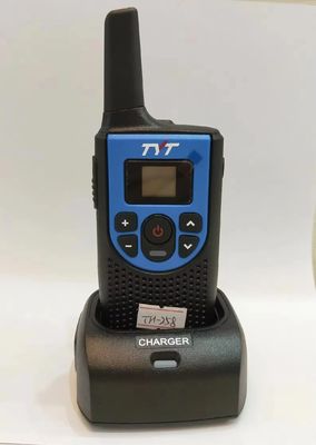 Prodotti nel 2024 Walkie Talkie Charger Radio PMR446 con potenza di uscita di 8 Watt 110*55*32mm