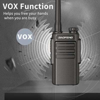 UHF 400-470MHz walkie-talkie portatile tipo C di carica di aggiornamento radio BF-888S per esterni