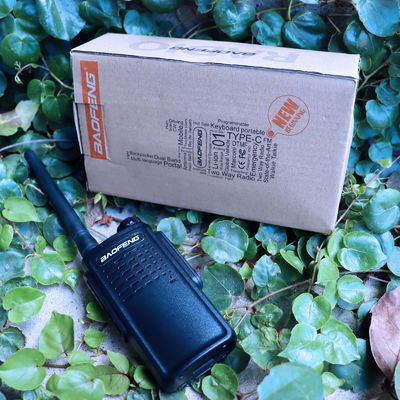Baofeng W31E Talkie Walkie 5Watt Potenza di uscita 4.2V Voltaggio operativo per professionisti