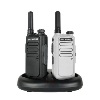 Capelli dritti Baofeng BF-T15 Mini Intercom portatile a doppia banda IPX5 Livello di resistenza all'acqua