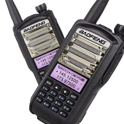 Walkie Talkie Wireless a doppia banda XIR P3688 DP1400 CP200D DEP450 per una forte penetrazione