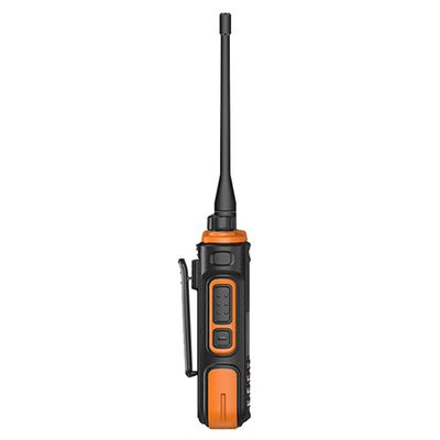 Dual Band Walkie Talkie Digital XIR P3688 DP1400 CP200D DEP450 con e colore nero