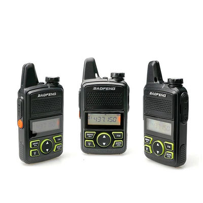 Mini Mobile Handheld Dual Band Walkie Talkie con potenza di uscita di 5W e funzione VOX