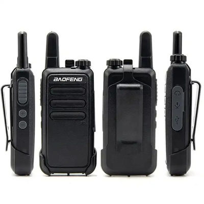 USB di ricarica Two Way Radio Walkie Talkie 115 * 60 * 33mm con modelli digitali XIR P3688
