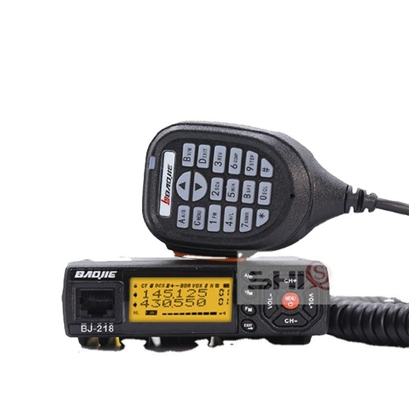Potenza di uscita massima 25 W DC7.4V Baojie BJ-218 Ricetrasmettitore a lungo raggio per mini radio mobile per auto
