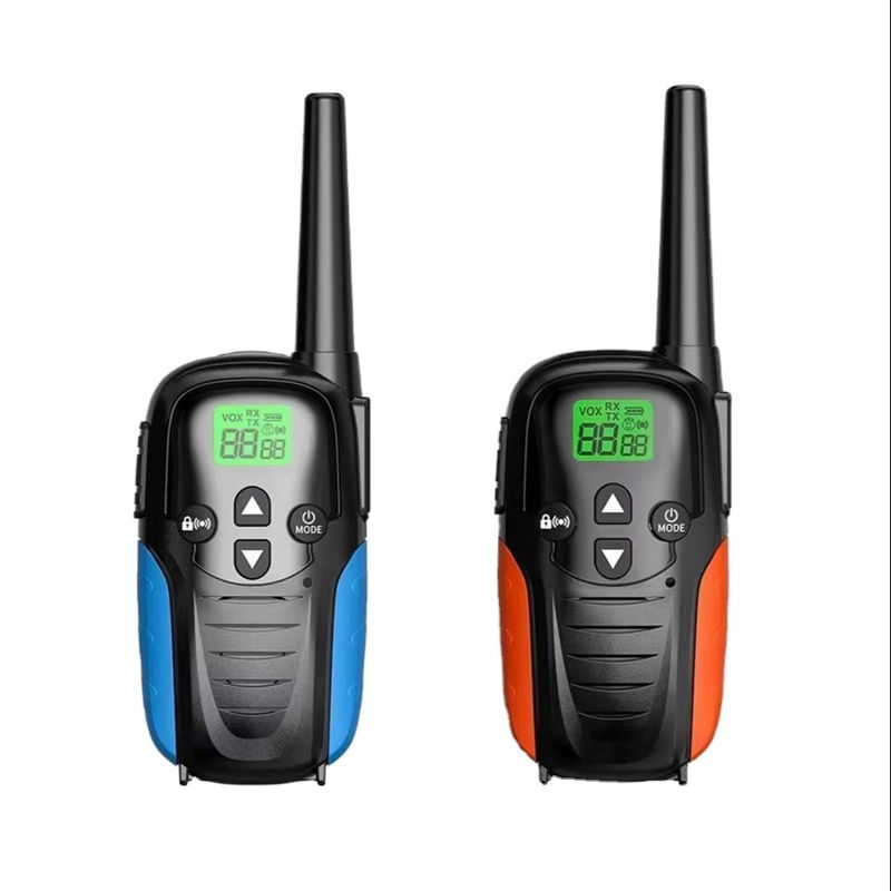 2W Radio HTD833 0-2km Walkie Talkie portatile a lungo raggio 86g 140*51*34MM